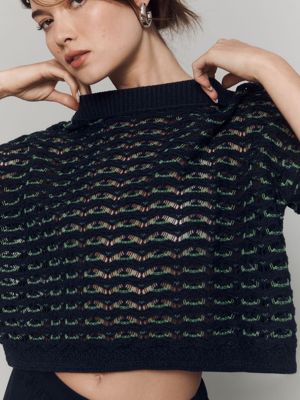 Anthropologie Women’s Black Open-Knit Short-Sleeve Sweater M